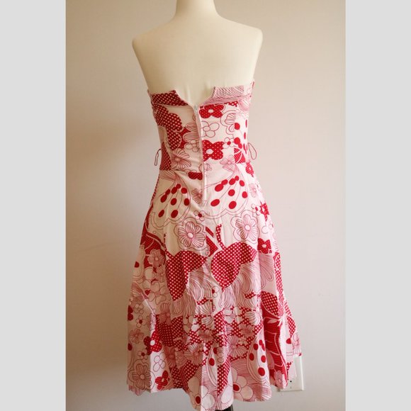 Vintage-Inspired Polka Dot Floral Strapless Dress - Picture 9 of 12